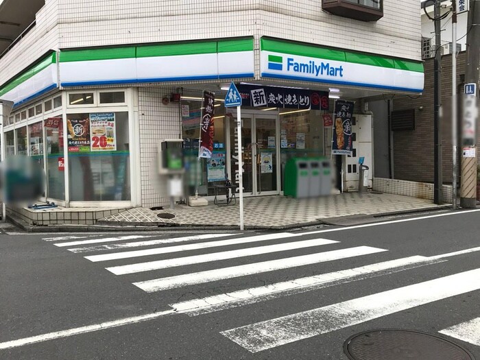 ファミリーマート岡村店(コンビニ)まで653m パ－クサイド岡村