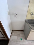 洗濯機置場 シャトレ・スト－ンリバ－１