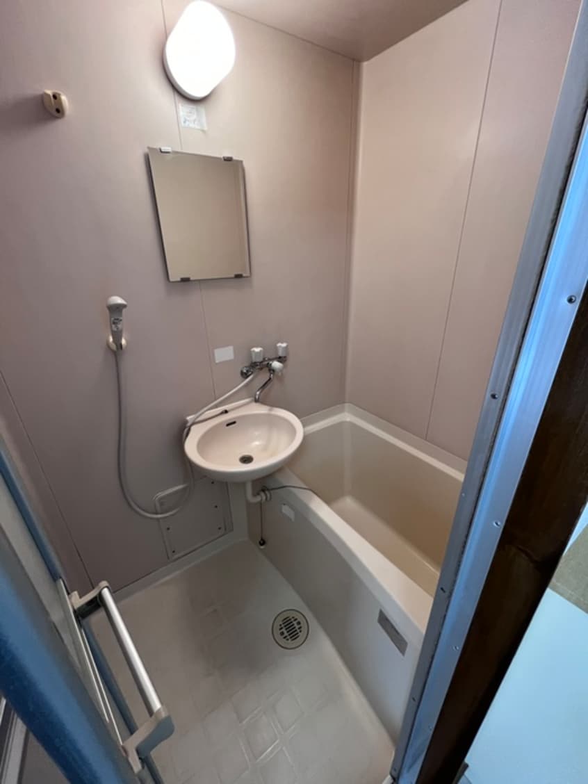 バス／シャワールーム等 シャトレ・スト－ンリバ－１