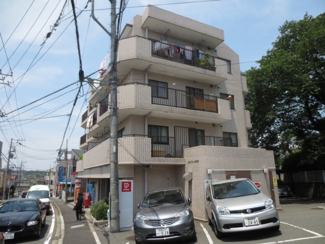 駐車場 エルドメ－ヌ志村