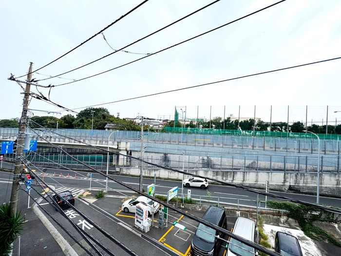 室内からの展望 ＣＯＵＲＴ　ＦＯＲＥＴ