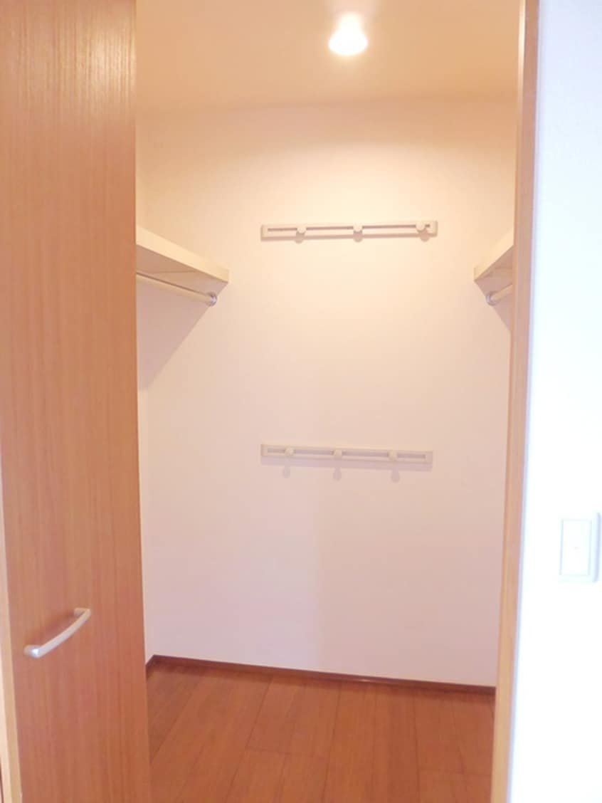 収納 アザレアKガーデン