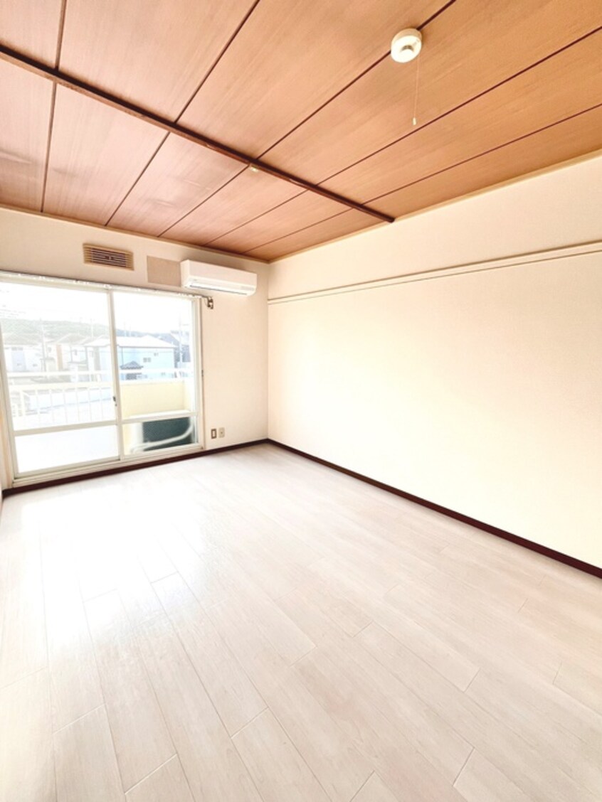 居室 サンライフハタ