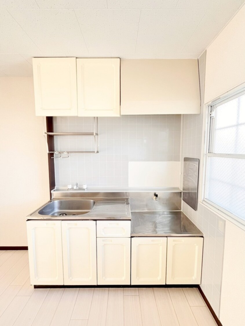 キッチン サンライフハタ