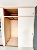 収納 サンライフハタ