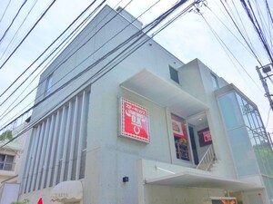 ル－エプラッツ三軒茶屋