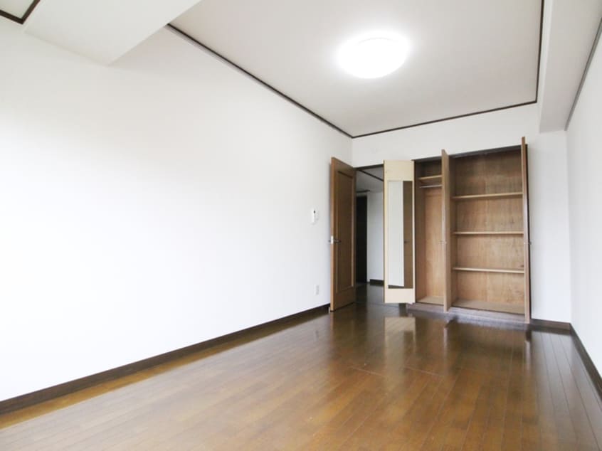 居室 エ－デルシュロス