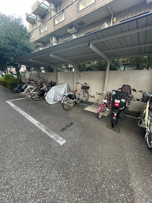 駐輪場 エ－デルシュロス