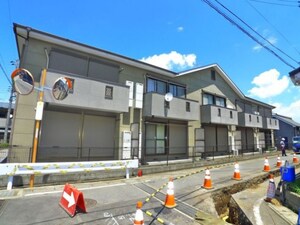 カ－ムハウス弐番館