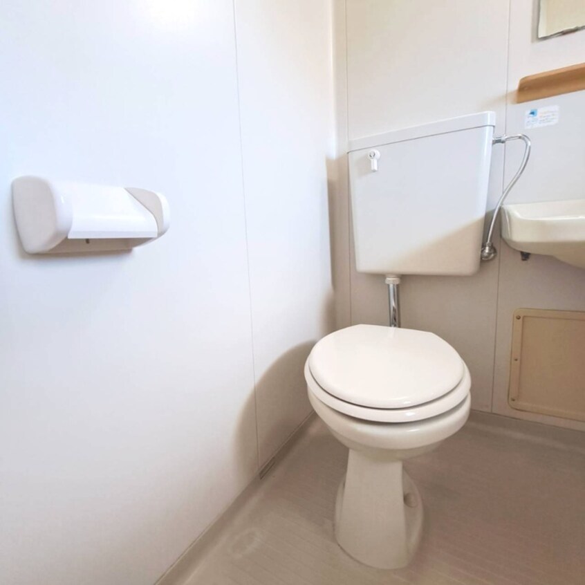 トイレ コーポサクマ