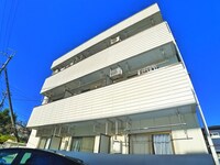 メイワハイツ