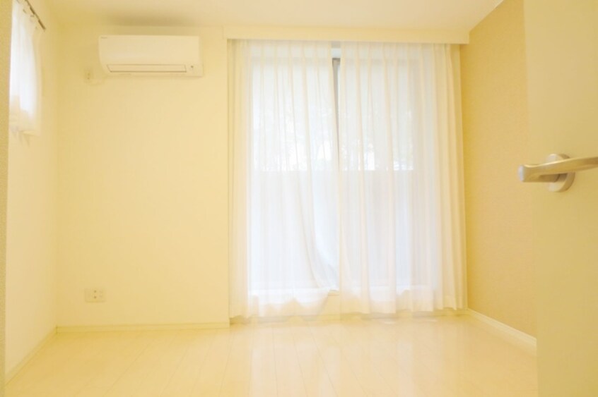 居室 プライムア－バン烏山ガレリア