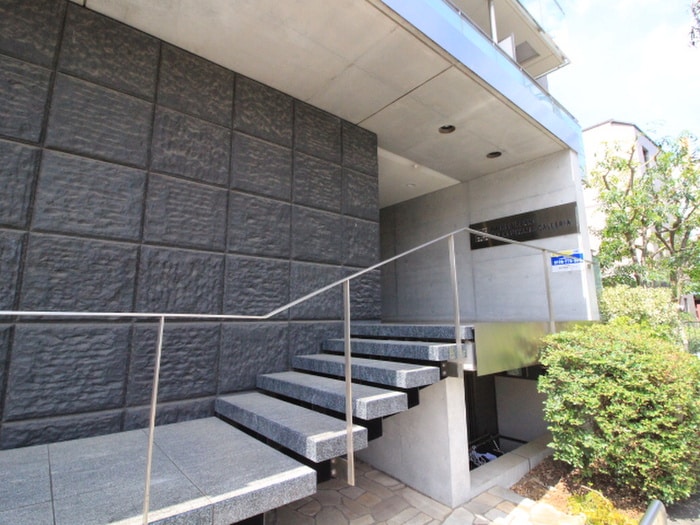 エントランス部分 プライムア－バン烏山ガレリア