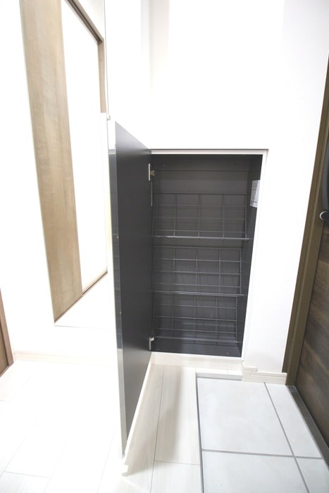 靴箱 Laughter荻窪