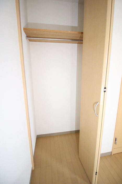 収納 エリセ三軒茶屋