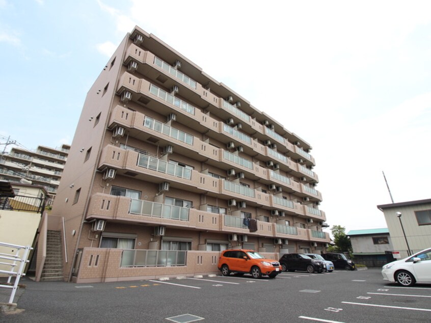 外観写真 コロッサル六地蔵