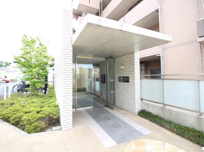 エントランス部分 コロッサル六地蔵