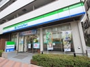 ファミリーマート佃二丁目店(コンビニ)まで78m Ｇｒａｎｄｅ　Ｅｔｏｉｌｅ