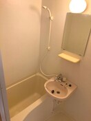 バス／シャワールーム等 アルバティアラ