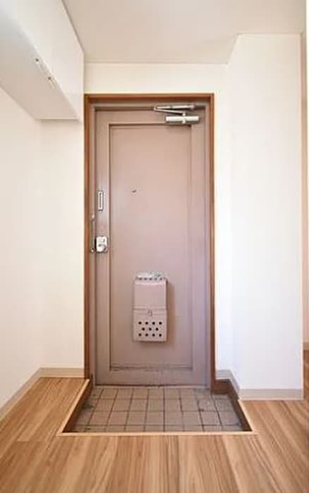 玄関 ピア・下北沢