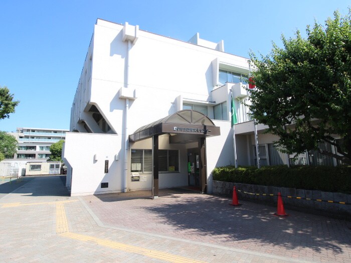 府中市立 西府文化センター(美術館/博物館)まで1300m ヘリオス３７８谷保