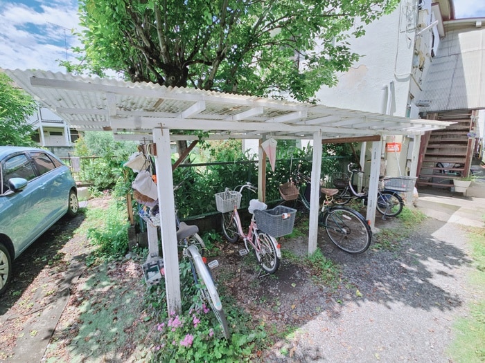 駐輪場 和光荘