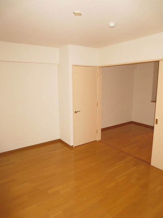 居室 ヴィラ・デル・ソ－レ扇町