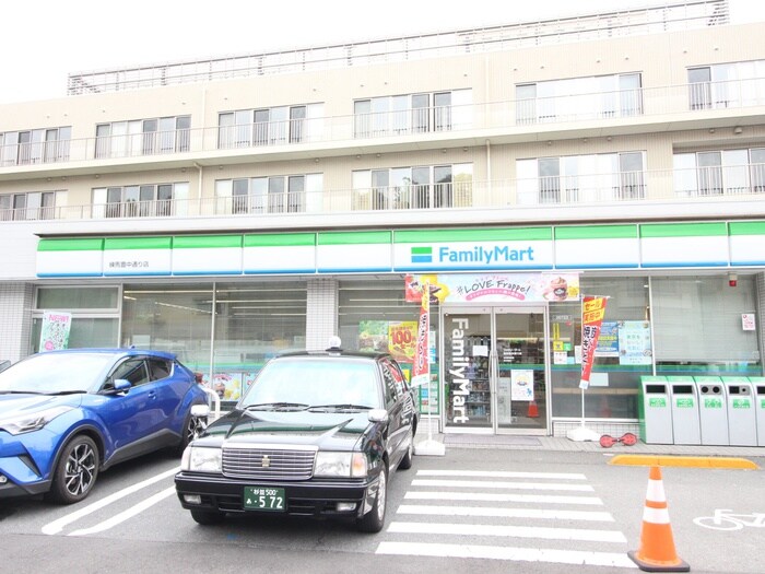 ファミリーマート 練馬豊中通り店(コンビニ)まで162m ｓｔｕｄｉｏ１８