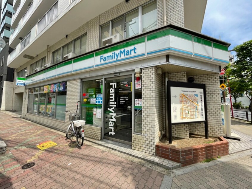 ファミリーマート　浅草橋２丁目店(コンビニ)まで186m リテラス秋葉原イースト