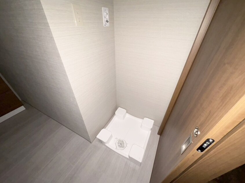 洗濯機置場 デラーノ