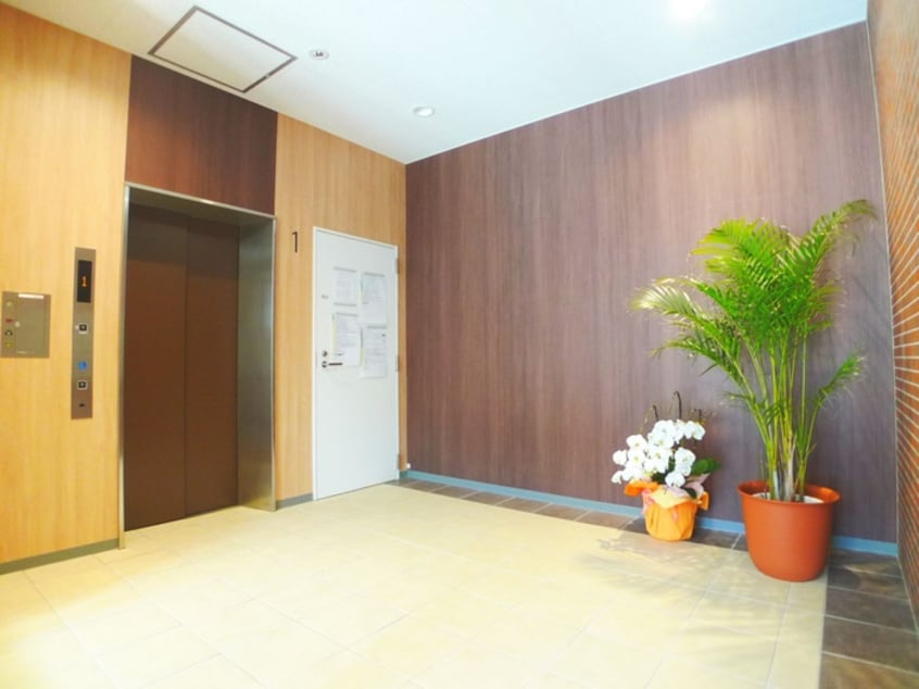 エントランス部分 さいゆうトモス