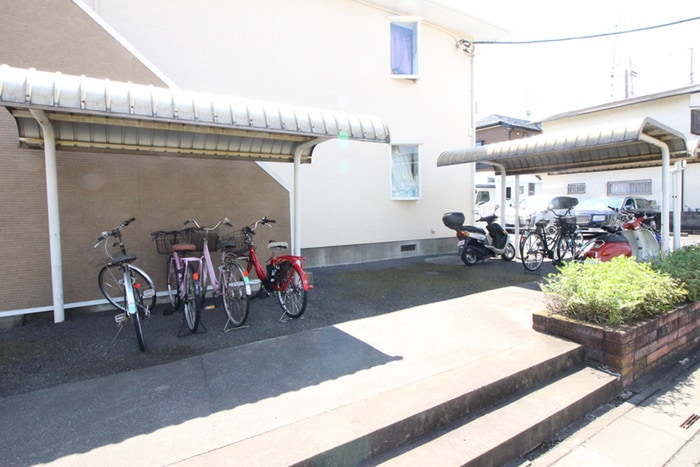 駐輪場 プラザ・サイドＢ