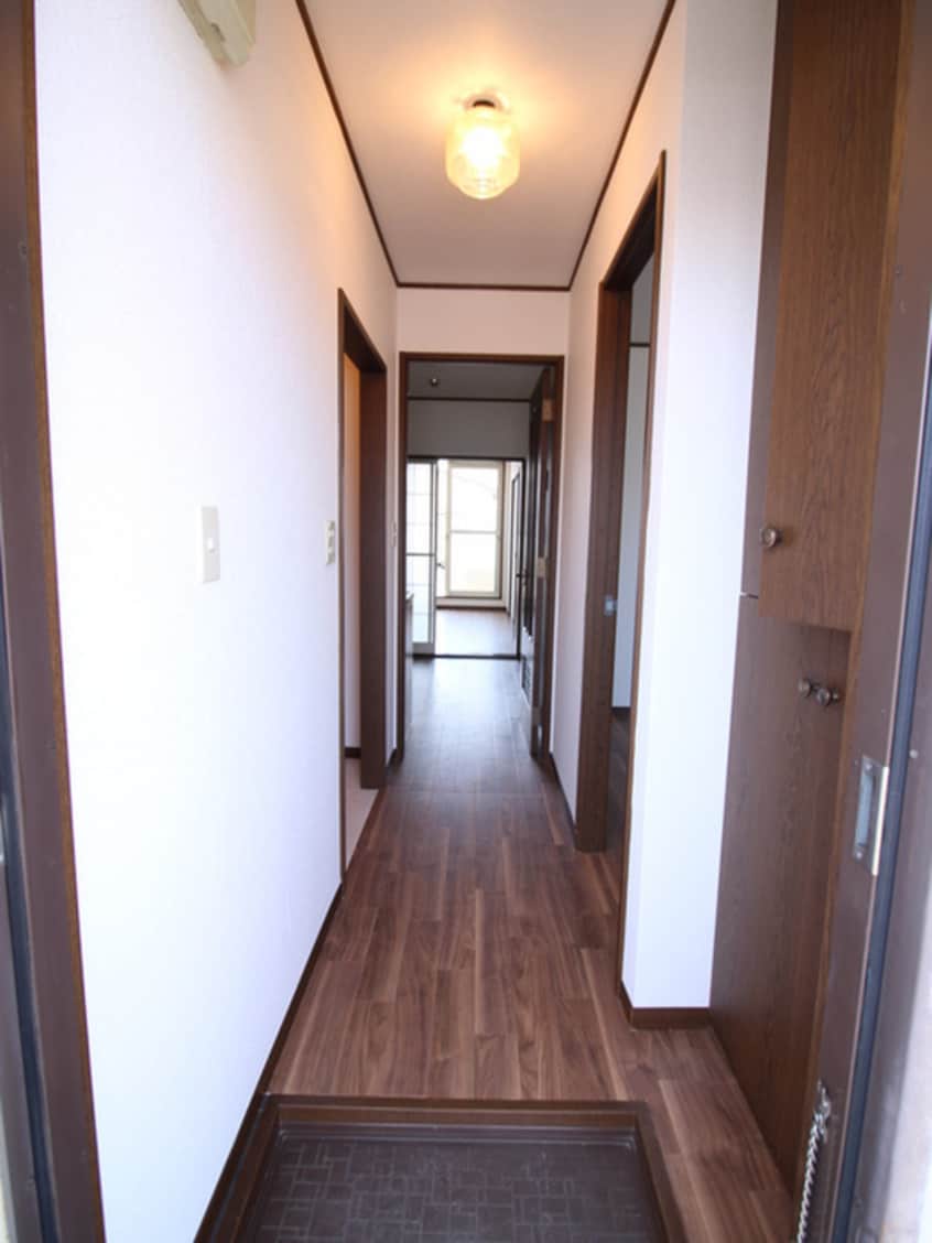 玄関 プラザ・サイドＢ