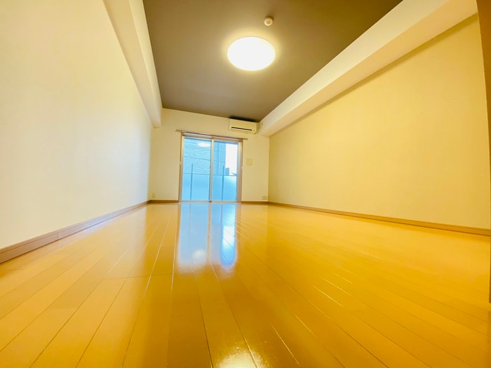 居室 鈴木ビルディング