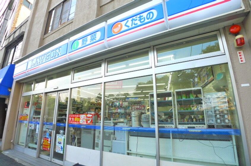 ローソン(コンビニ)まで142m スカイレジデンス中落合