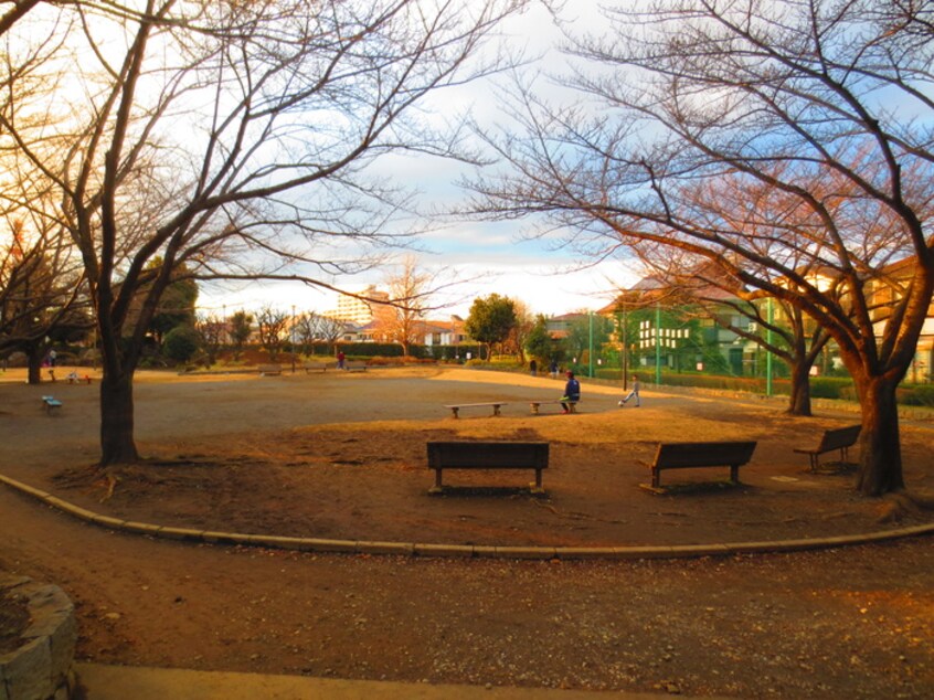 北第一公園(公園)まで423m 鈴木貸家