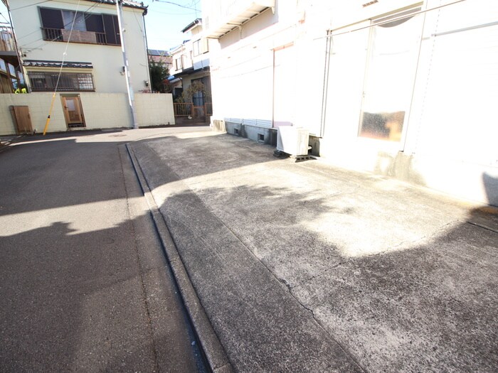 駐車場 ダリアMアパートメント