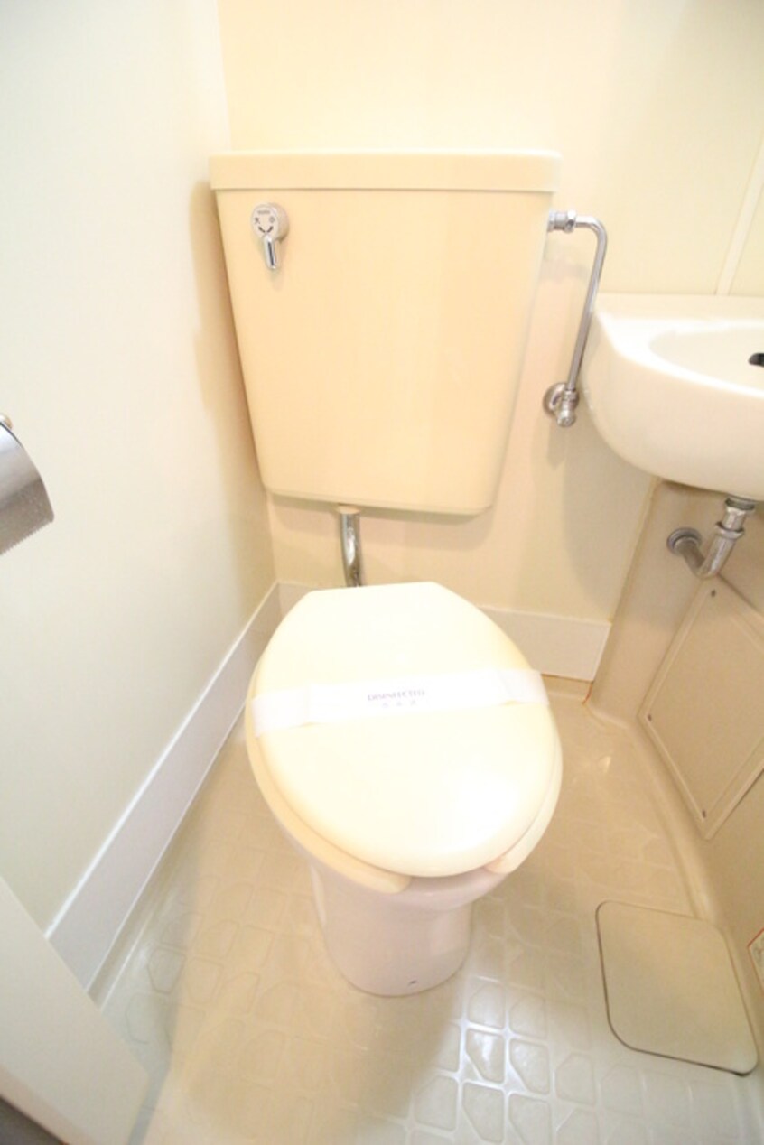 トイレ コーポ甘利
