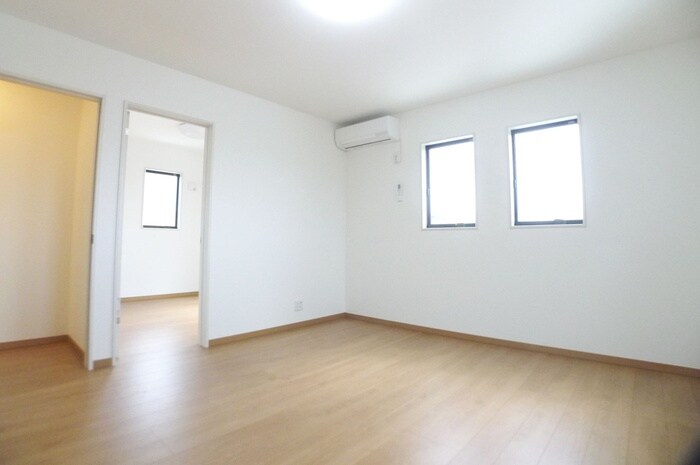 居室 ウインドレスブルー