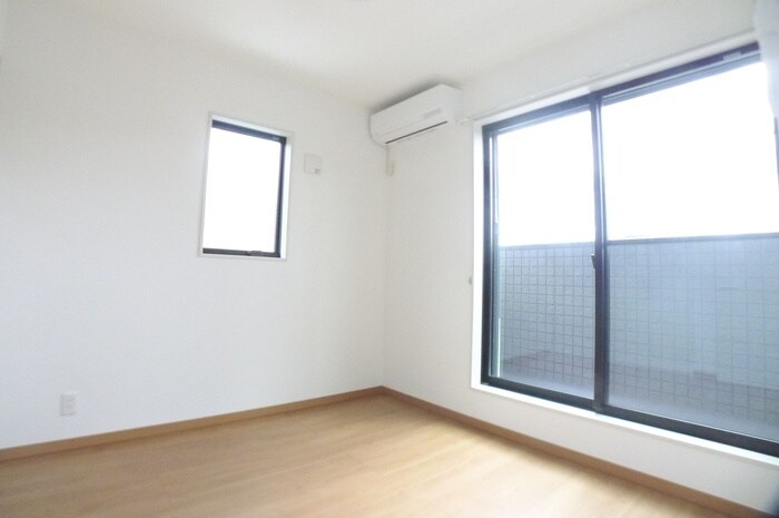 居室 ウインドレスブルー