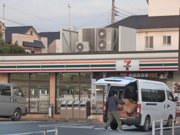 セブンイレブン(コンビニ)まで177m レジデンス多摩川