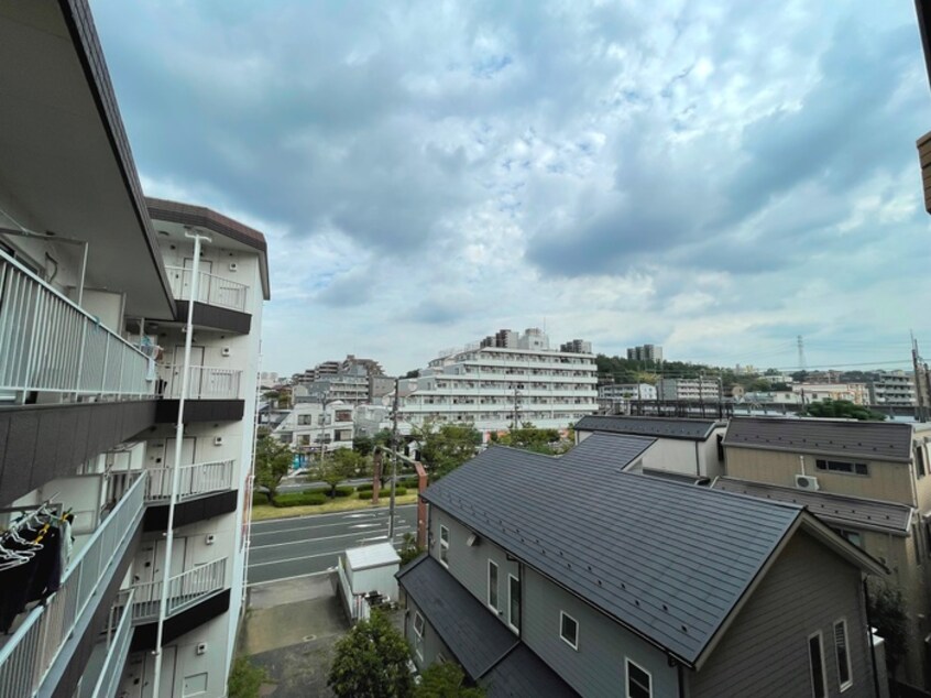 室内からの展望 アーバンヒルズ多摩永山(401)