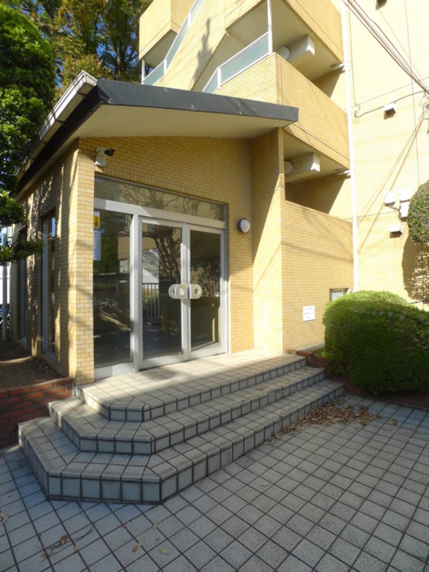 エントランス部分 信栄マンション