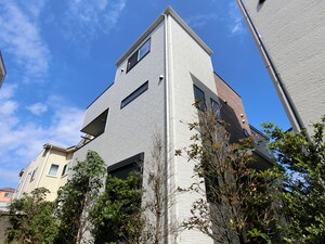 鵠沼海岸１丁目住宅