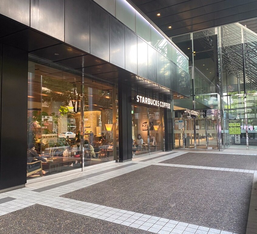 スターバックスコーヒー　アークヒルズ店(カフェ)まで260m Ｂlossom Terrace