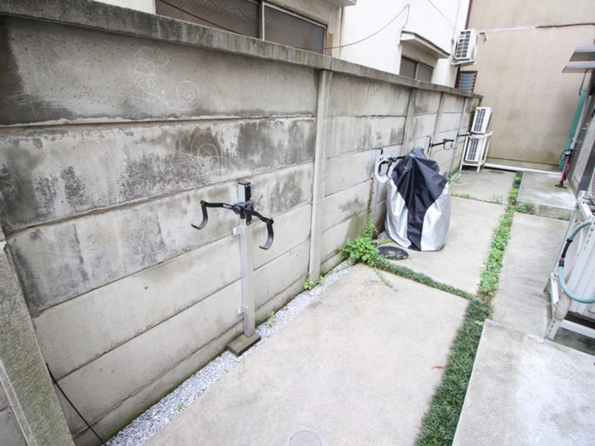 駐輪場 Laulea上池袋