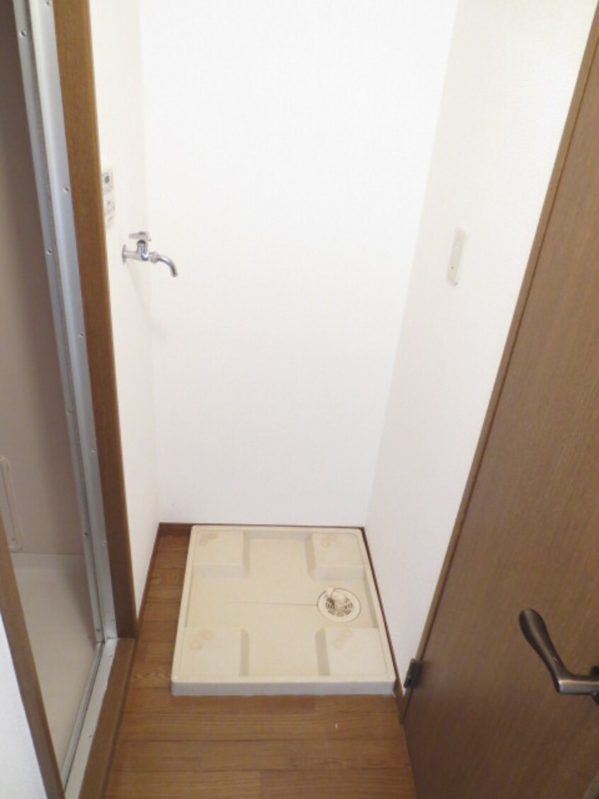 洗濯機置場 アム－ル鶴川