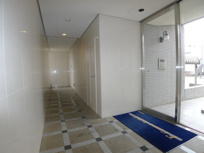 エントランス部分 Ｆコスモ新検見川
