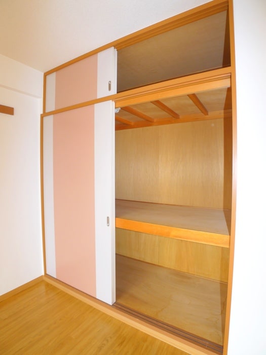 収納 メゾンベルセ－ヌ