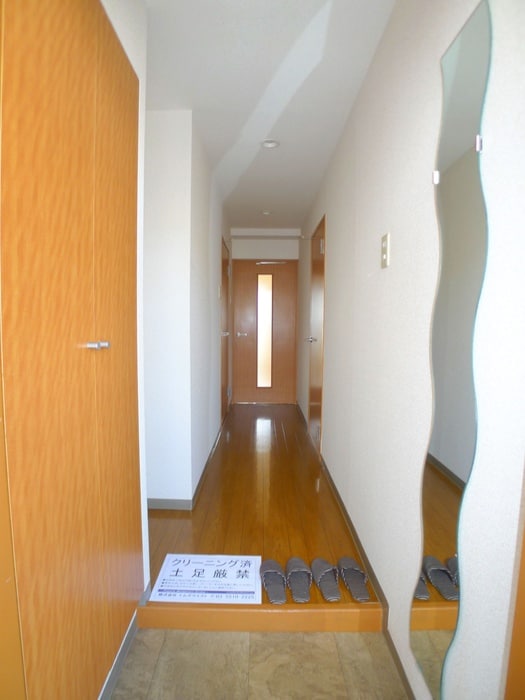 玄関 メゾンベルセ－ヌ